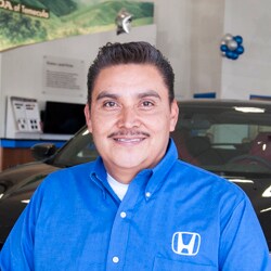 Staff member Juan Serrano from ID_085ecf