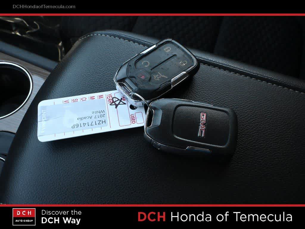 Thumbnail: 2017 GMC Acadia - 15