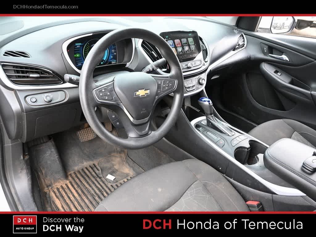 2018 Chevrolet Volt LT 8