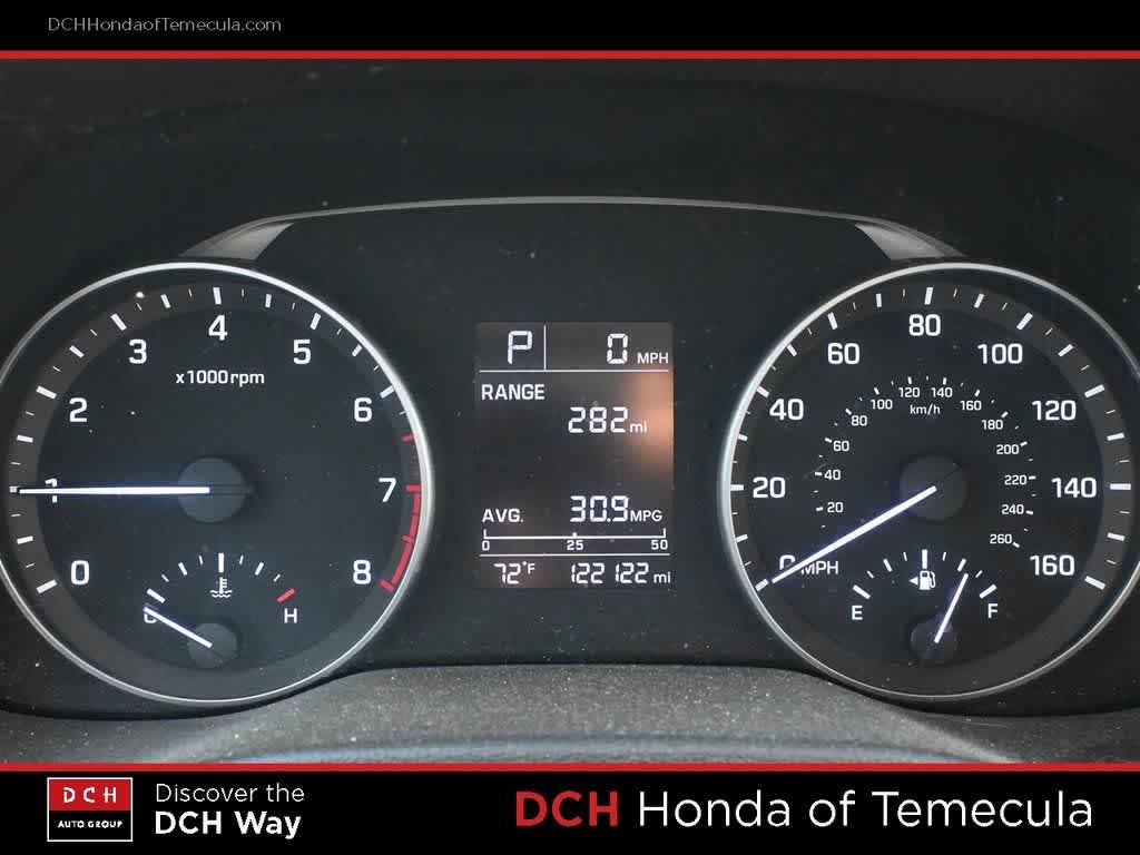 Thumbnail: 2017 Hyundai Elantra - 7