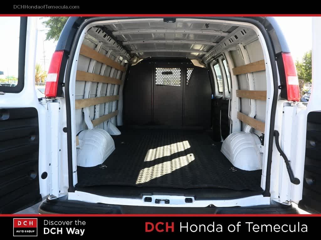 Thumbnail: 2024 GMC Savana - 22