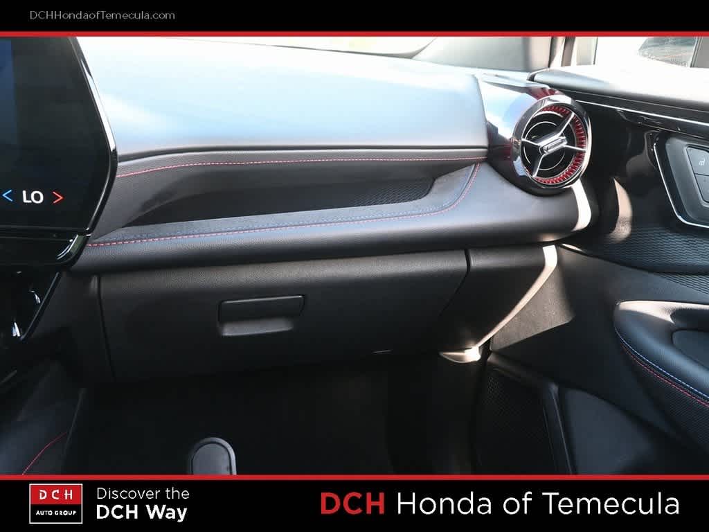 Thumbnail: 2025 Chevrolet Blazer EV - 14