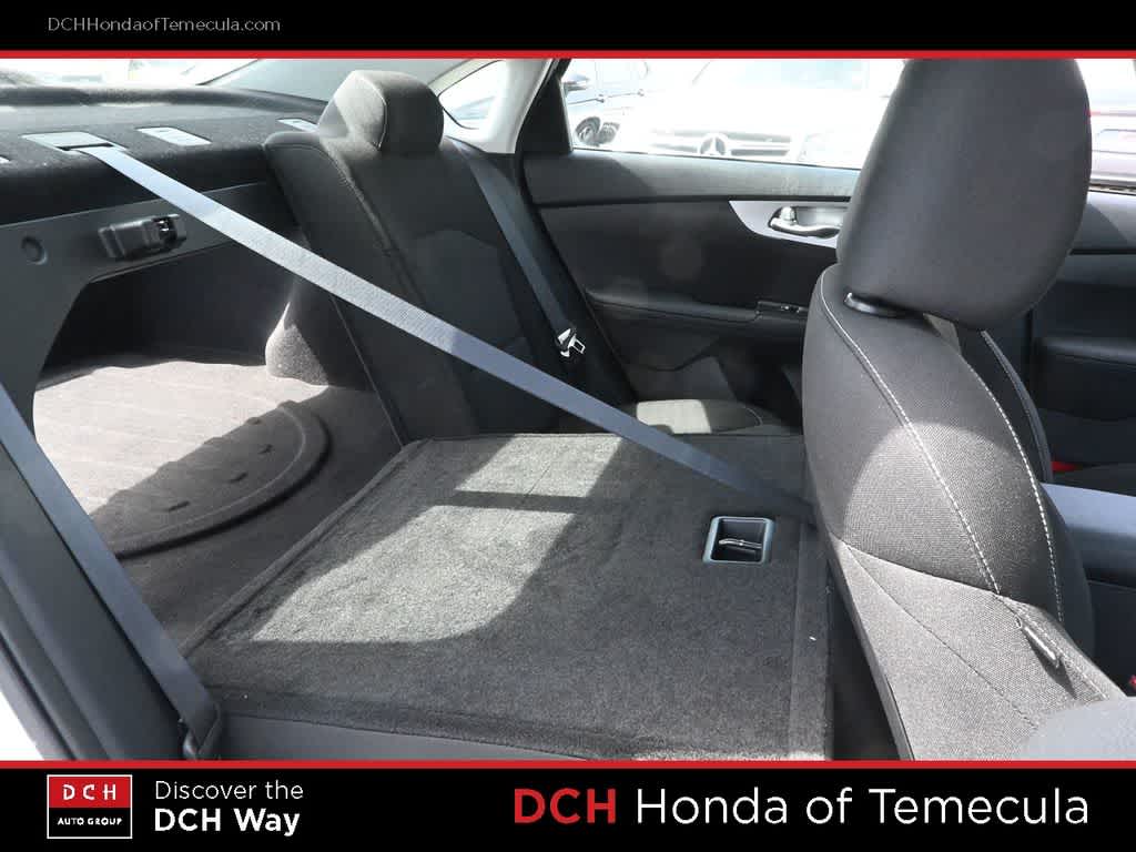 Thumbnail: 2024 Kia Forte - 23