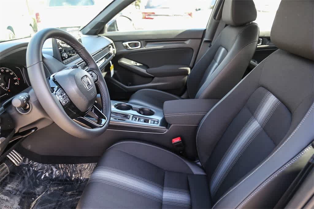 2025 Honda Civic Sport 17