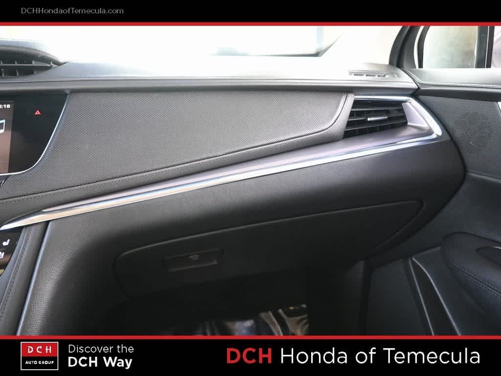 Thumbnail: 2017 Cadillac XT5 - 13