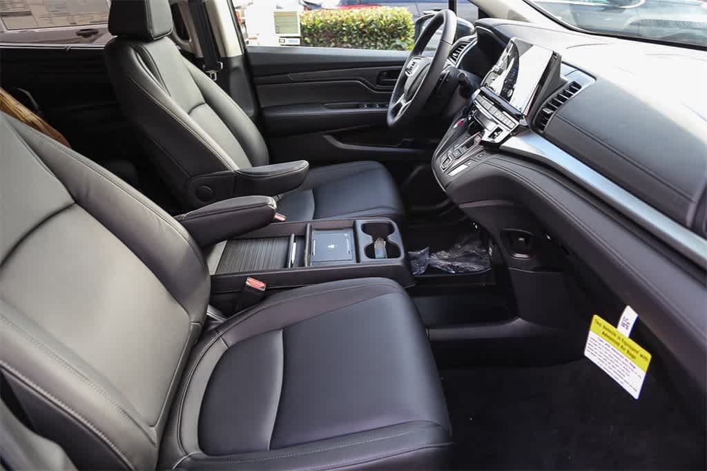 Thumbnail: 2026 Honda Odyssey - 17