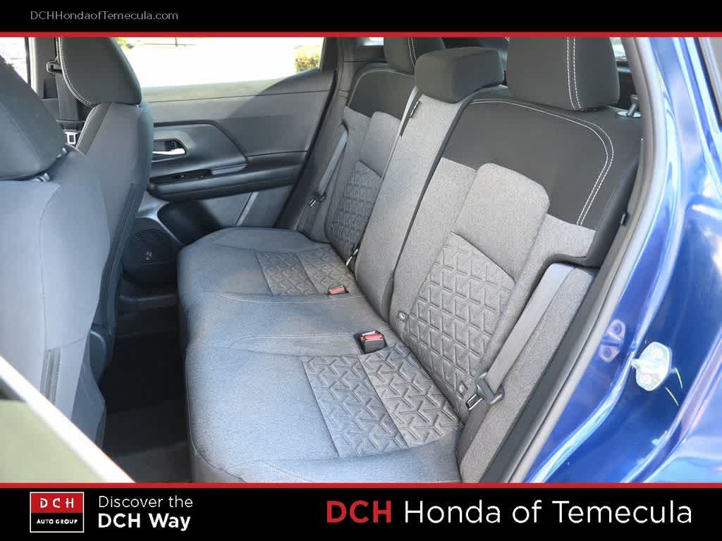 Thumbnail: 2025 Nissan Kicks - 19