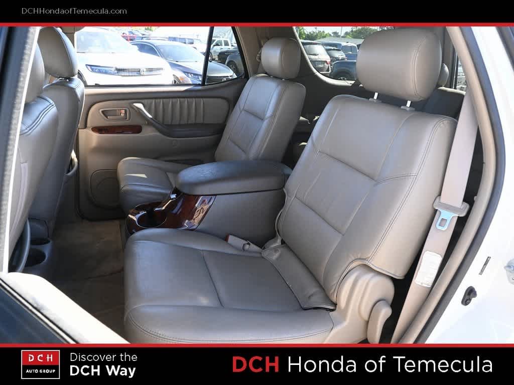2006 Toyota Sequoia Limited 18