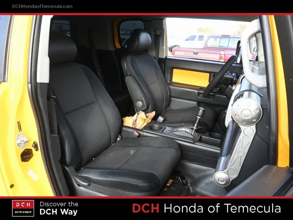 Thumbnail: 2008 Toyota FJ Cruiser - 19