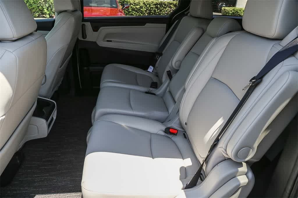 Thumbnail: 2026 Honda Odyssey - 18