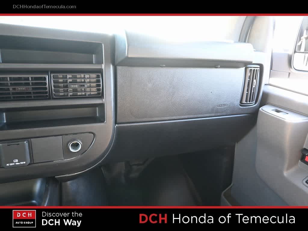 Thumbnail: 2024 GMC Savana - 13