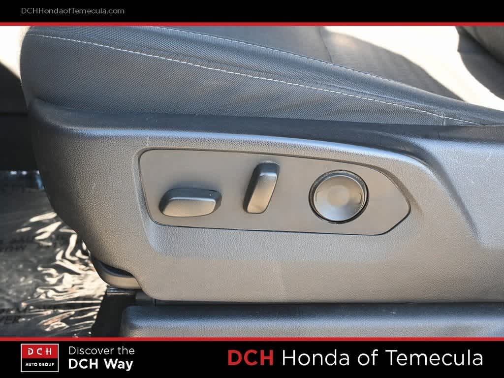 Thumbnail: 2023 Chevrolet Silverado 1500 - 16