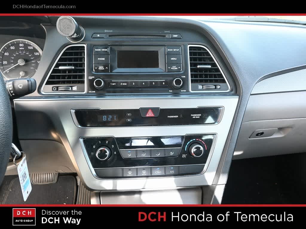 Thumbnail: 2015 Hyundai Sonata - 6