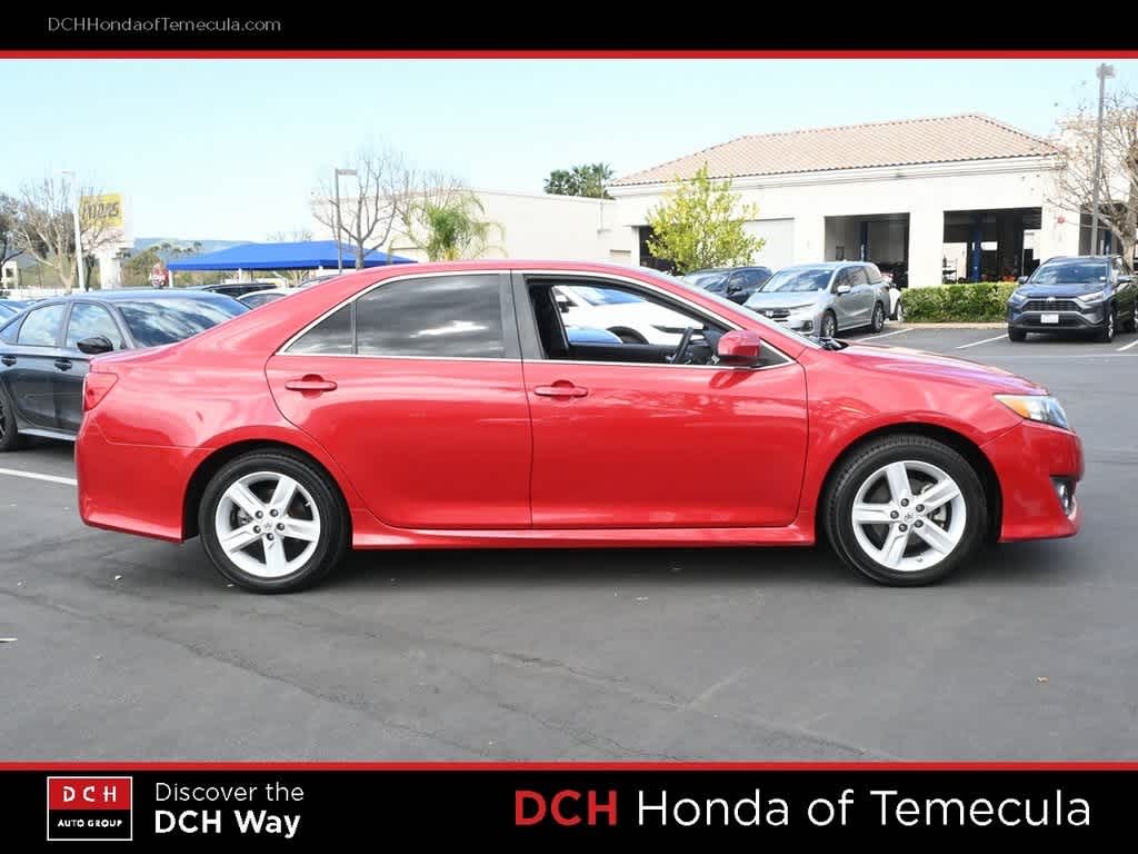 Thumbnail: 2014 Toyota Camry - 5