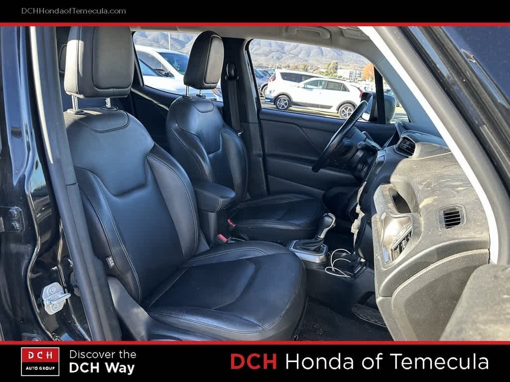 Thumbnail: 2019 Jeep Renegade - 20