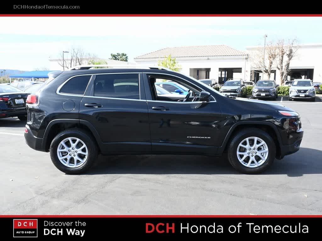 Thumbnail: 2016 Jeep Cherokee - 5