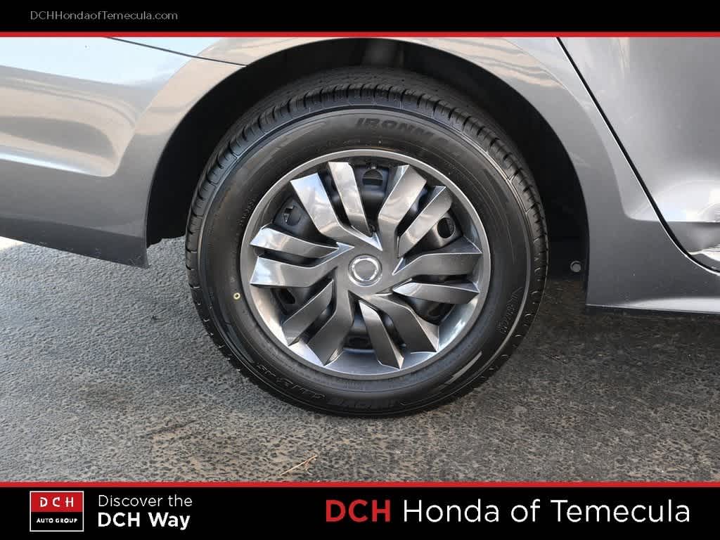 Thumbnail: 2011 Volkswagen Jetta - 22