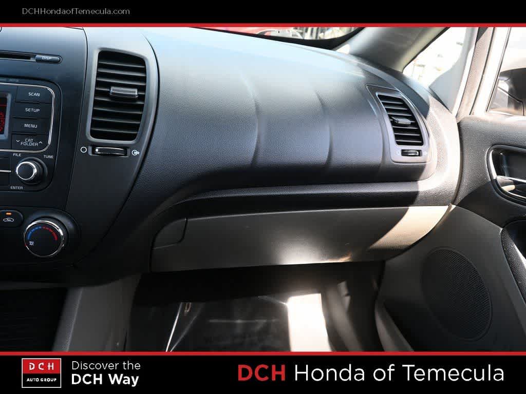 Thumbnail: 2014 Kia Forte - 13