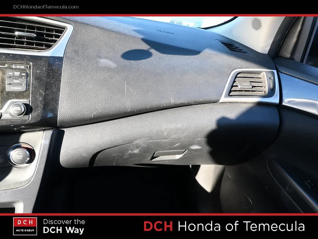 Thumbnail: 2016 Nissan Sentra - 13