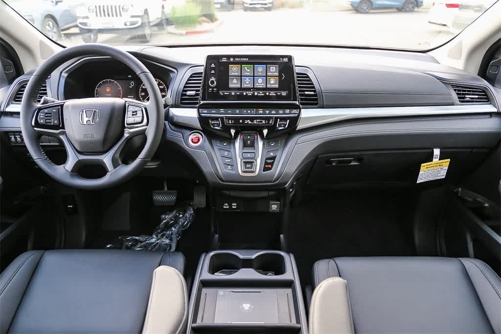 Thumbnail: 2026 Honda Odyssey - 13