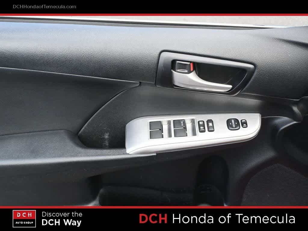 Thumbnail: 2014 Toyota Camry - 16