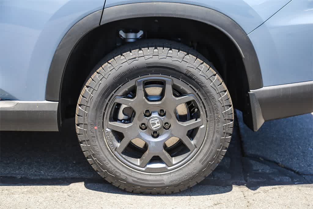 Thumbnail: 2025 Honda Pilot - 9