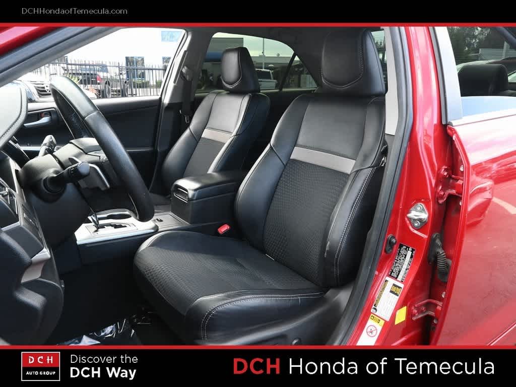 Thumbnail: 2014 Toyota Camry - 18