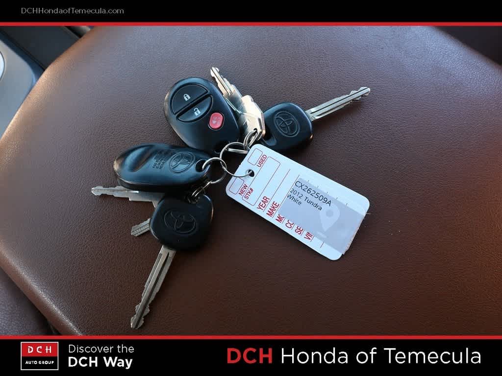 Thumbnail: 2012 Toyota Tundra - 14