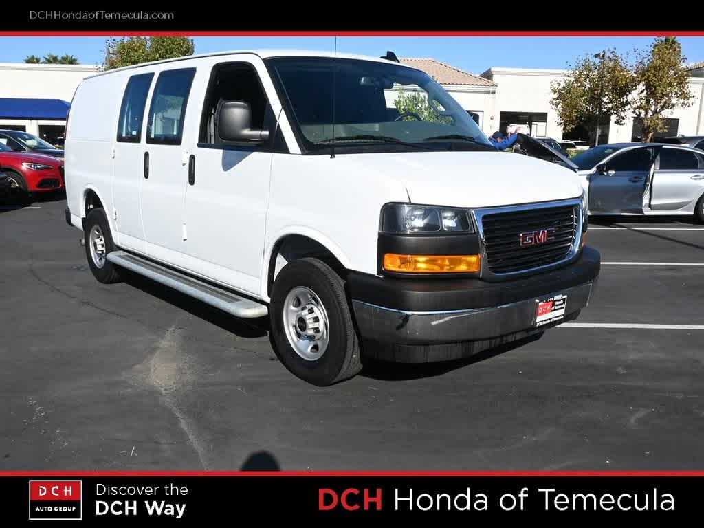Thumbnail: 2024 GMC Savana - 3