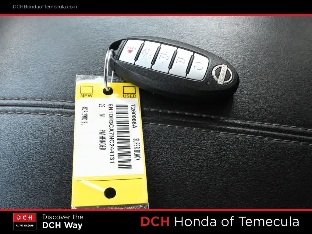 Thumbnail: 2022 Nissan Pathfinder - 8