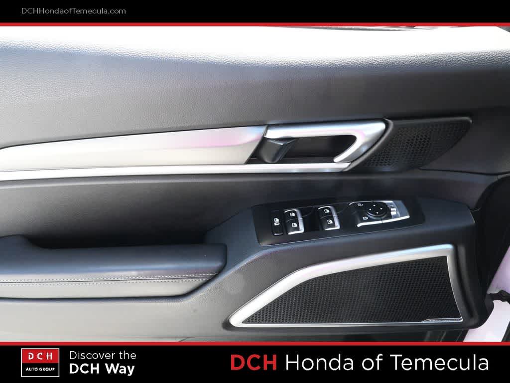 Thumbnail: 2021 Kia Telluride - 16