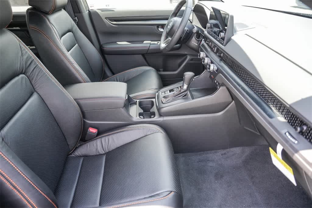 2025 Honda CR-V Sport 16