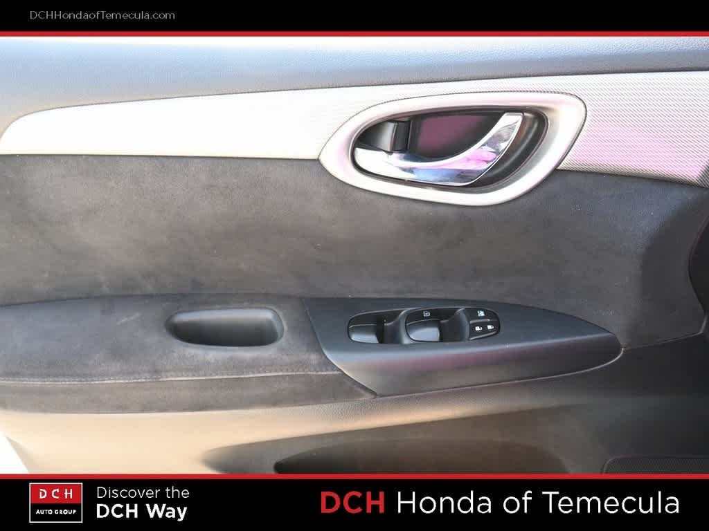 Thumbnail: 2014 Nissan Sentra - 15