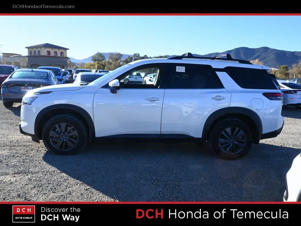 Thumbnail: 2024 Nissan Pathfinder - 4