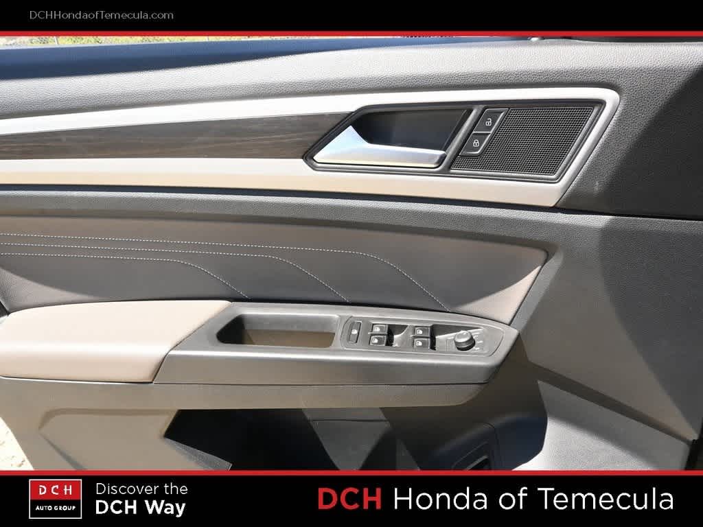 Thumbnail: 2022 Volkswagen Atlas - 15