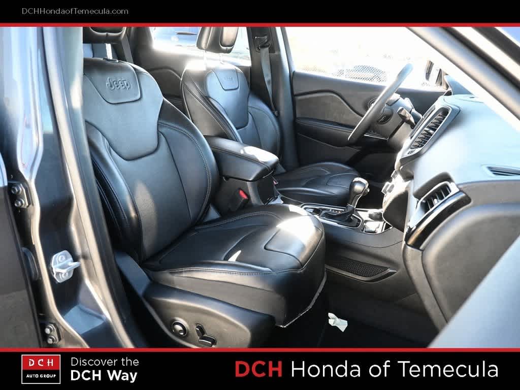 Thumbnail: 2023 Jeep Cherokee - 20