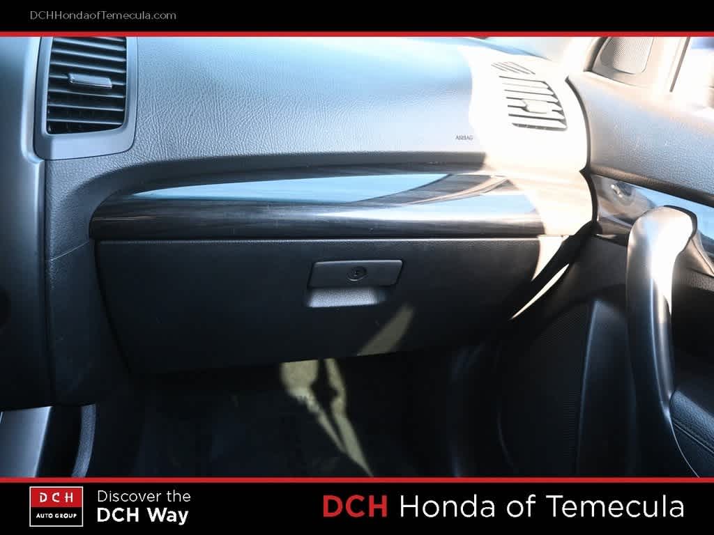 Thumbnail: 2012 Kia Sorento - 14