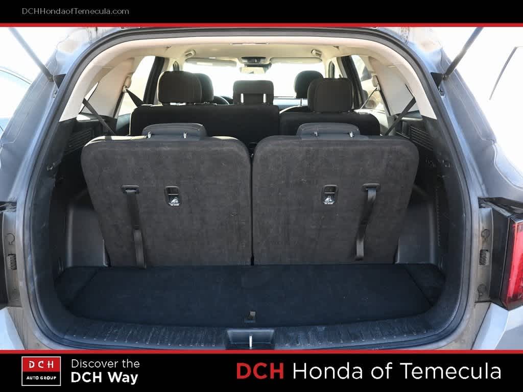 Thumbnail: 2023 Kia Sorento - 20