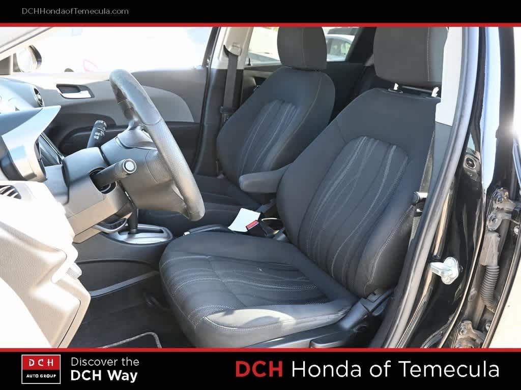 Thumbnail: 2016 Chevrolet Sonic - 17