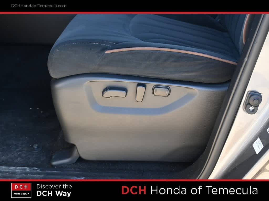 Thumbnail: 2021 Nissan Armada - 16