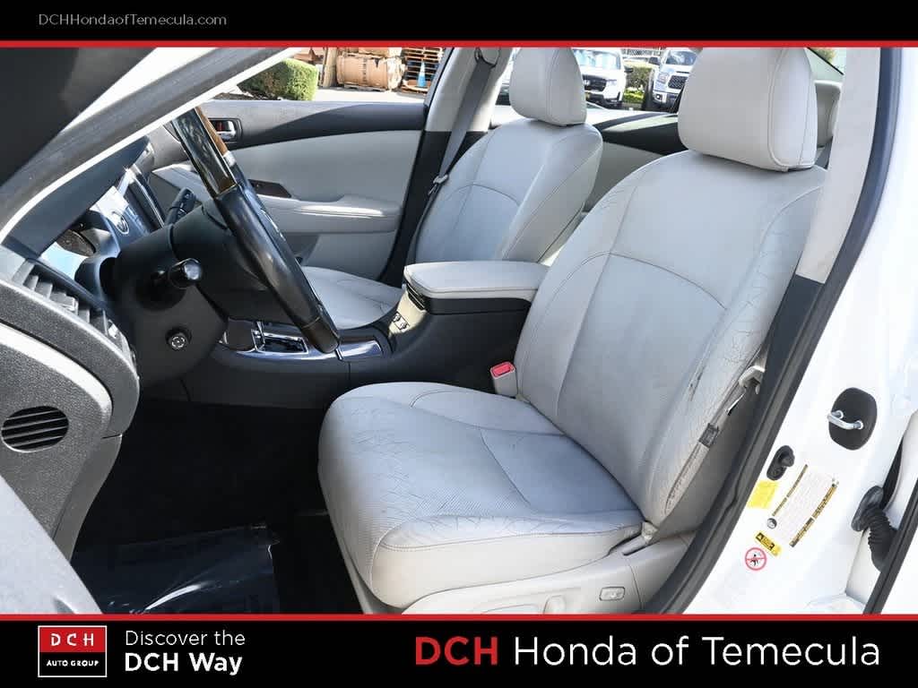 Thumbnail: 2011 Lexus ES - 18