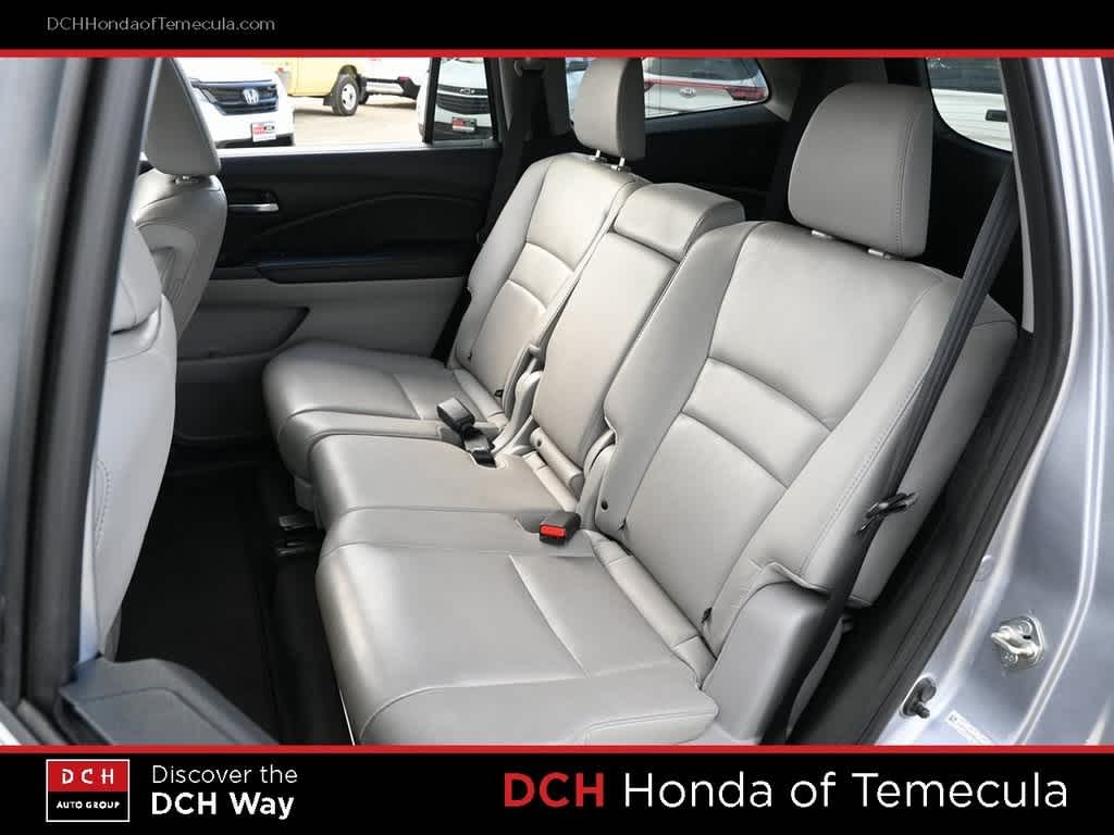 Thumbnail: 2016 Honda Pilot - 18