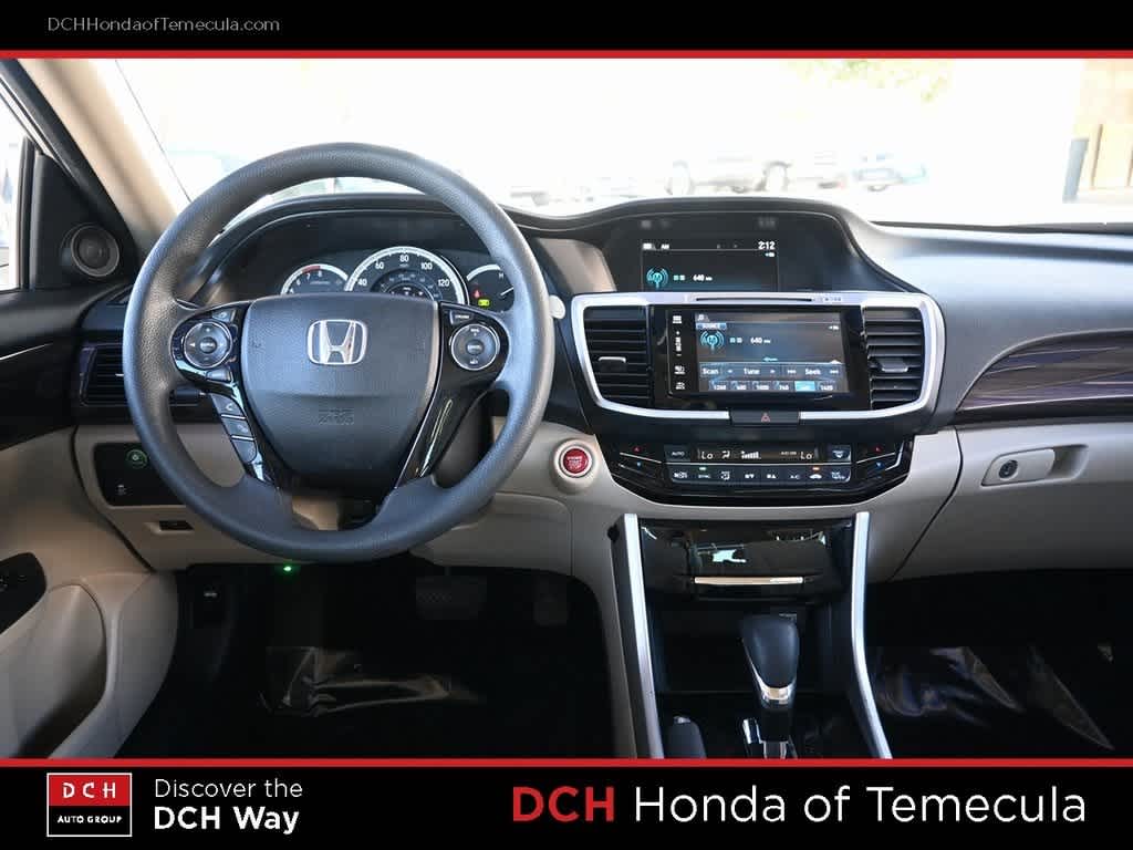 Thumbnail: 2017 Honda Accord - 8