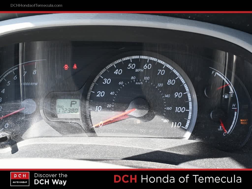 Thumbnail: 2011 Toyota Sienna - 10