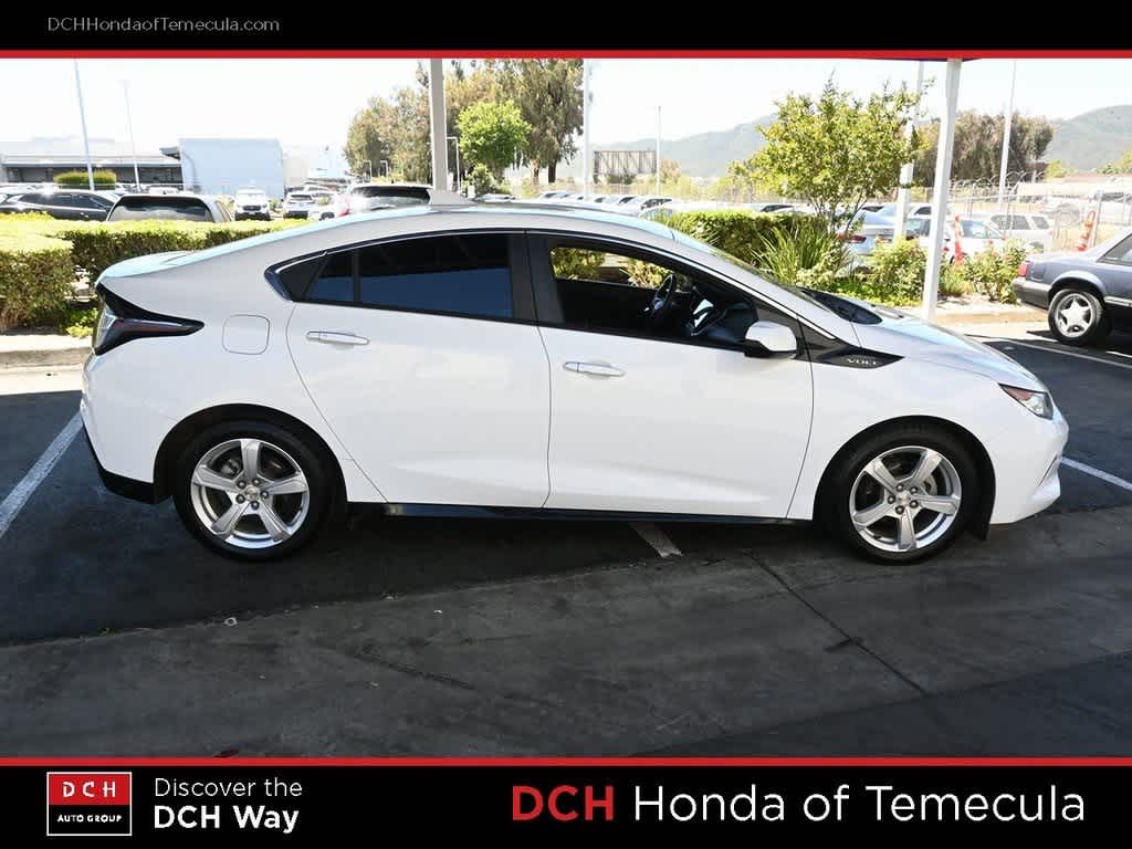 Thumbnail: 2018 Chevrolet Volt - 5