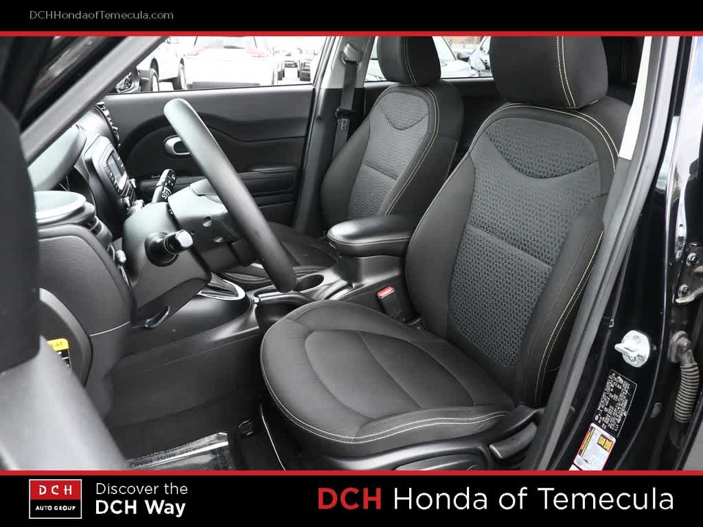 Thumbnail: 2016 Kia Soul - 18