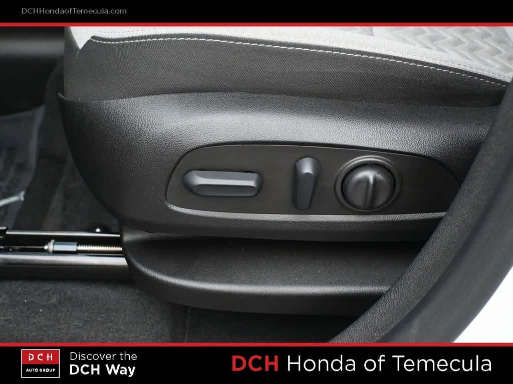 Thumbnail: 2022 Chevrolet Equinox - 17