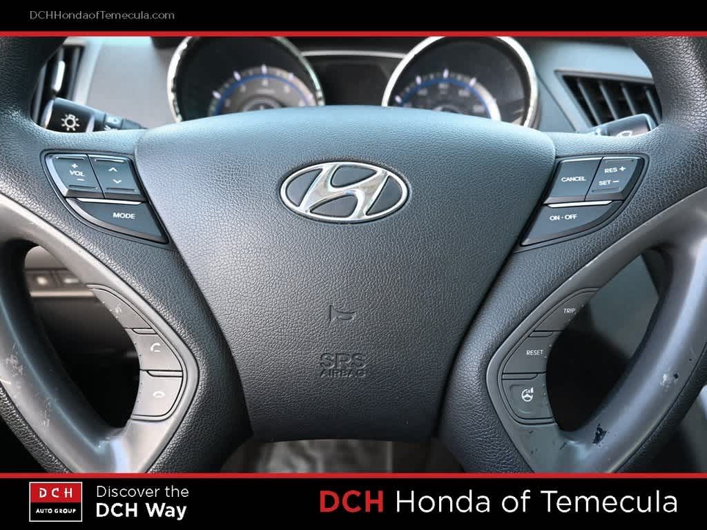 Thumbnail: 2014 Hyundai Sonata - 9