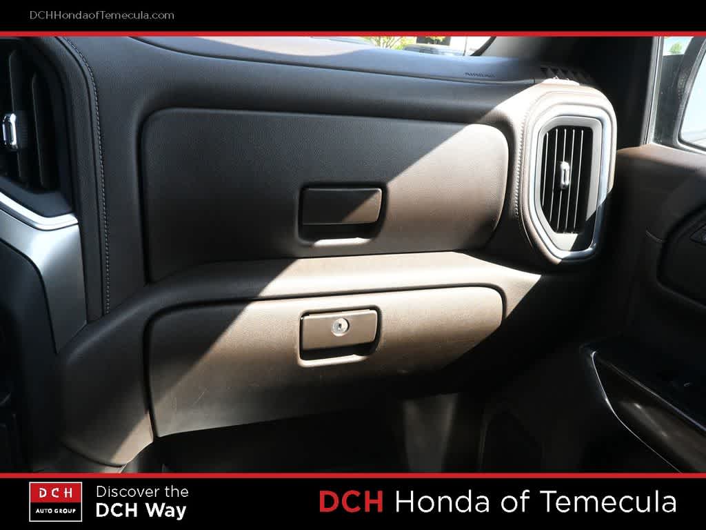 Thumbnail: 2021 Chevrolet Silverado 1500 - 14