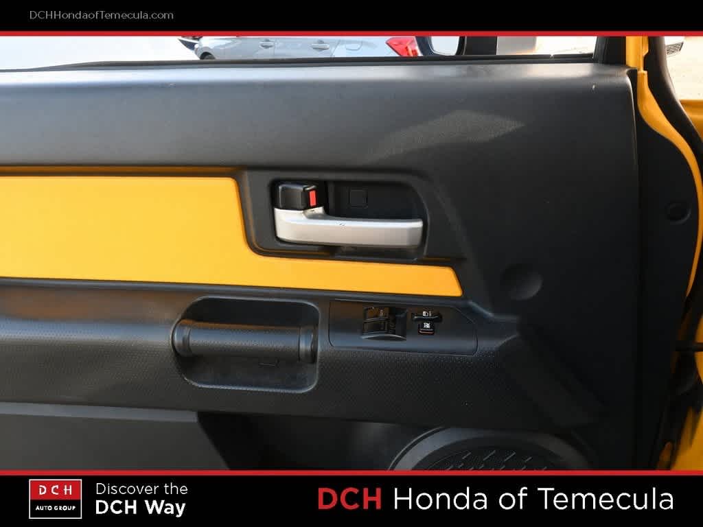 Thumbnail: 2008 Toyota FJ Cruiser - 13